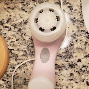 Clarosonic Mia 1 + new brush head